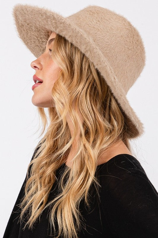 Fuzzy Winter Fedora – Cozy & Chic ❄️
