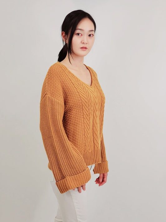 V-Neck Bell-Sleeve Sweater – Cozy & Cable-Knit Charm 🍂