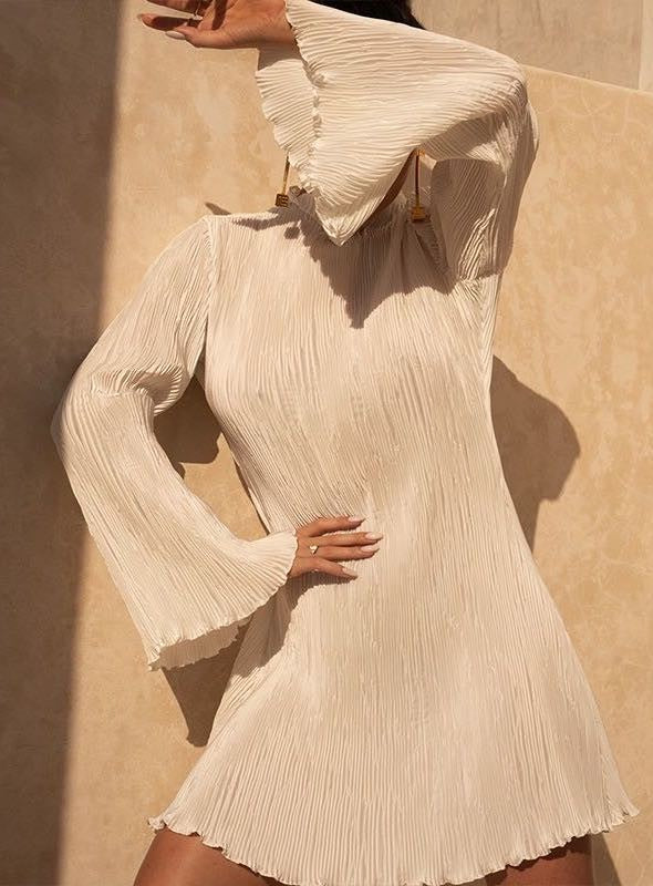 Crinkle Chiffon Bell Sleeve Dress – Elegance in Every Detail ✨