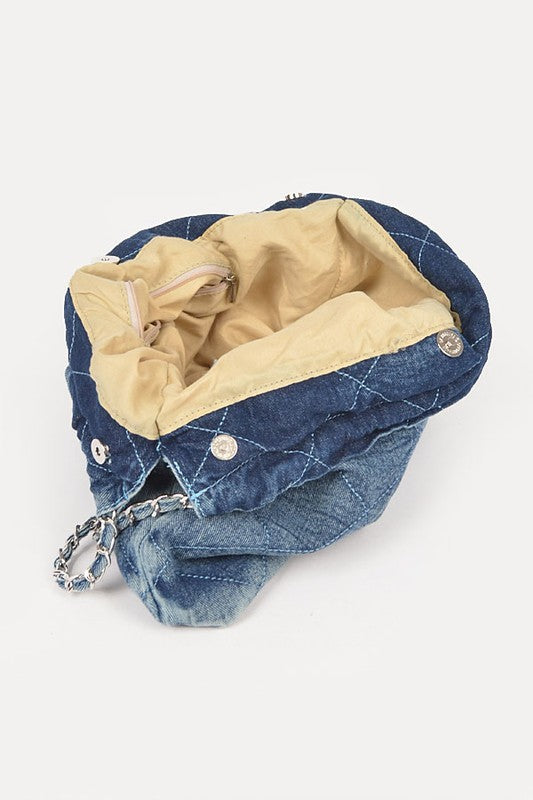 Denim Quilted Large Shoulder Bag – Effortless Style Meets Everyday Function 👜✨