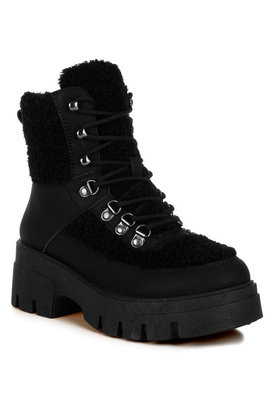 Wellerman Faux Fur Detail Chunky Hiker Boots – Ready for Adventure 🥾